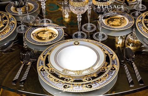 versace eetkamerstoelen|versace italian dishes.